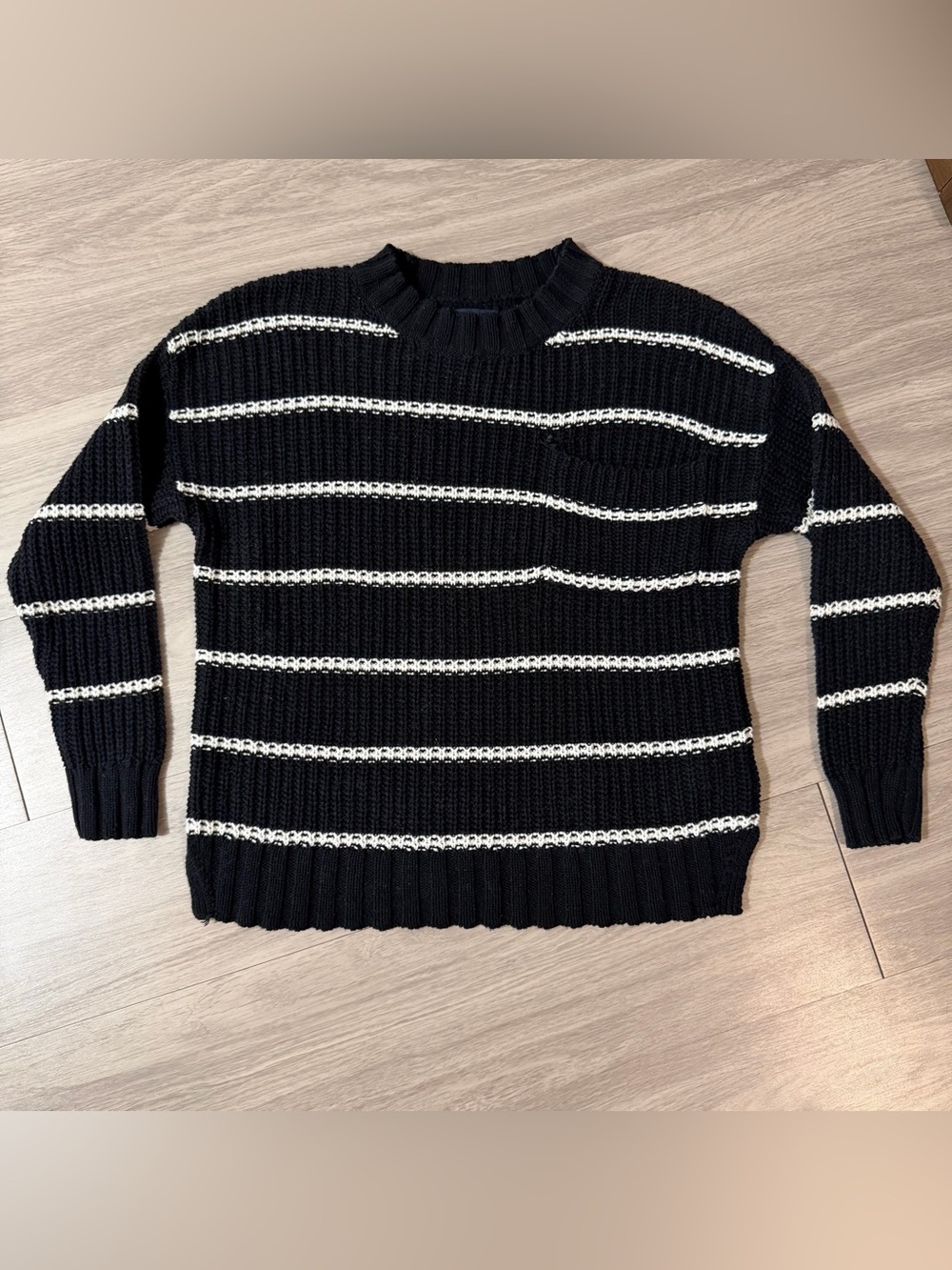 American Eagle Striped Crewneck Sweater | Women’s‎ Small